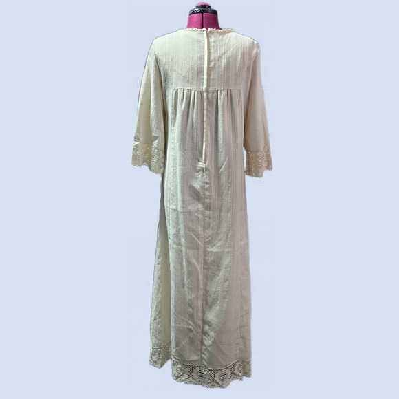 Vintage Mid-Century Nightgown, Dating From The 1950s–Early 1960s, Made In The US - Picture 7 of 16